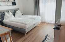1ca1fc34-95b4-4c9a-80a4-2d85aec19b2b.jpg